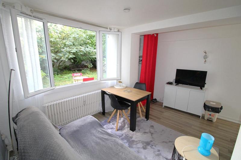 Studio - 18 m² - 1 pièce