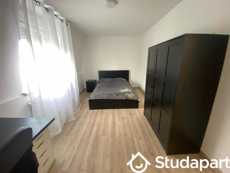 Chambre - 30 m² - 1 pièce