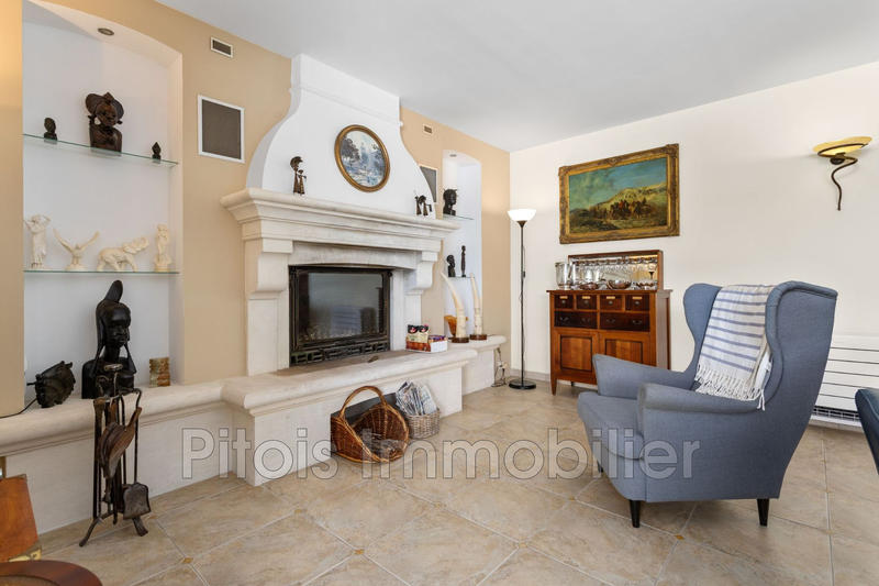 Maison - 294 m² - 5 pièces