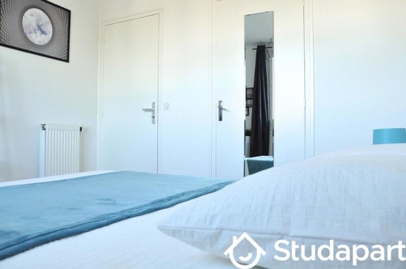 Chambre - 13 m² - 1 pièce