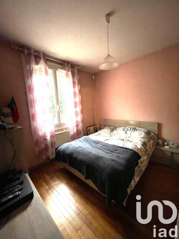 Maison - 80 m² - 5 pièces