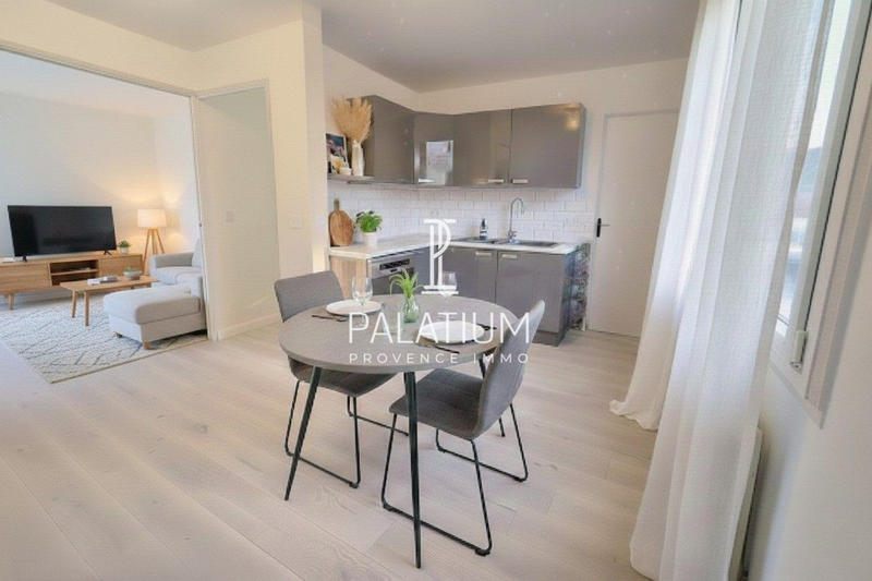 Appartement - 75 m² - 4 pièces