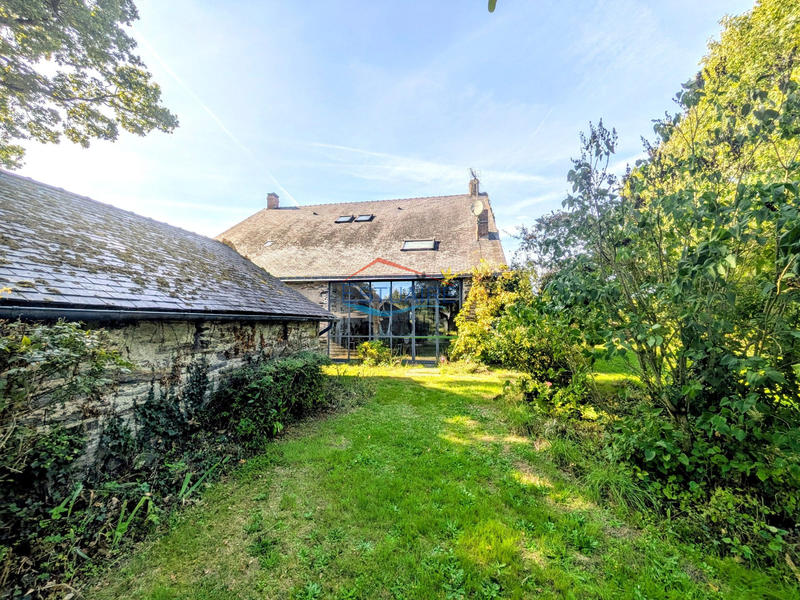 Maison - 184 m² - 7 pièces