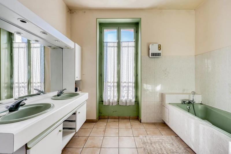 Maison de maîtres - 246 m² - 10 pièces