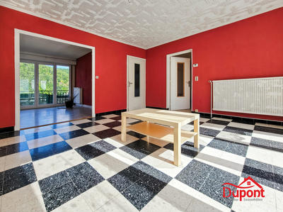 Maison - 94 m² - 5 pièces