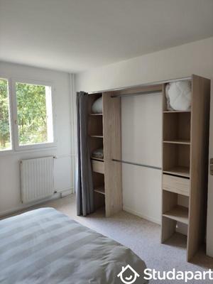 Chambre - 10 m² - 1 pièce
