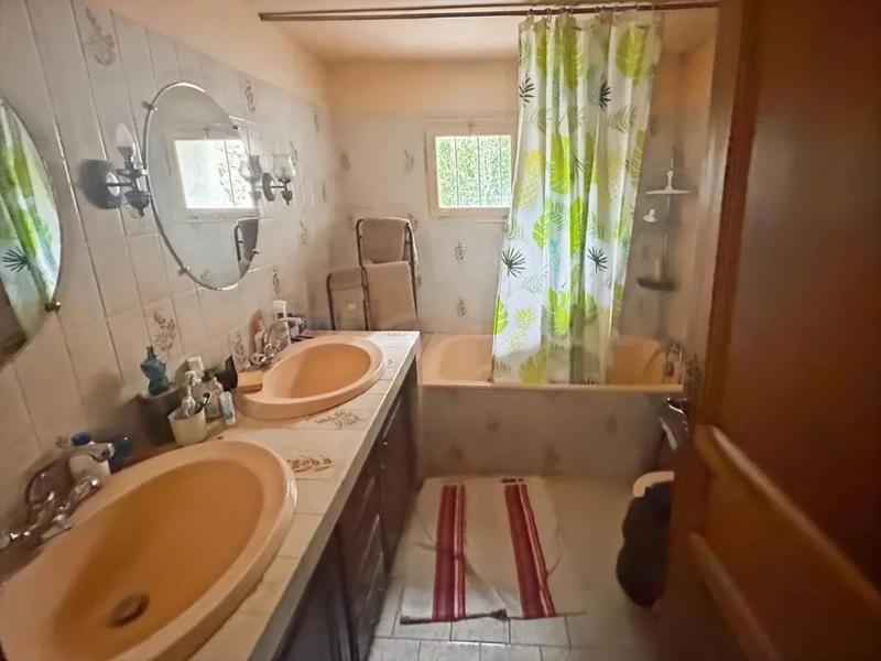 Maison de village - 92 m² - 4 pièces