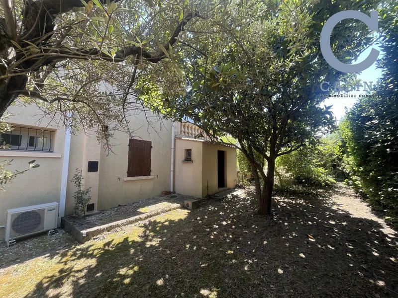 Villa - 180 m² - 6 pièces