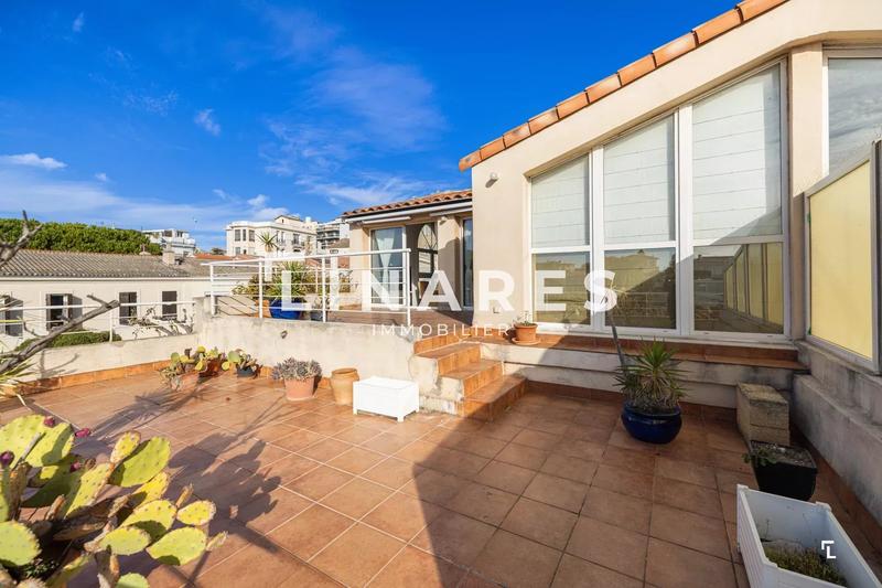 Appartement - 112 m² - 4 pièces