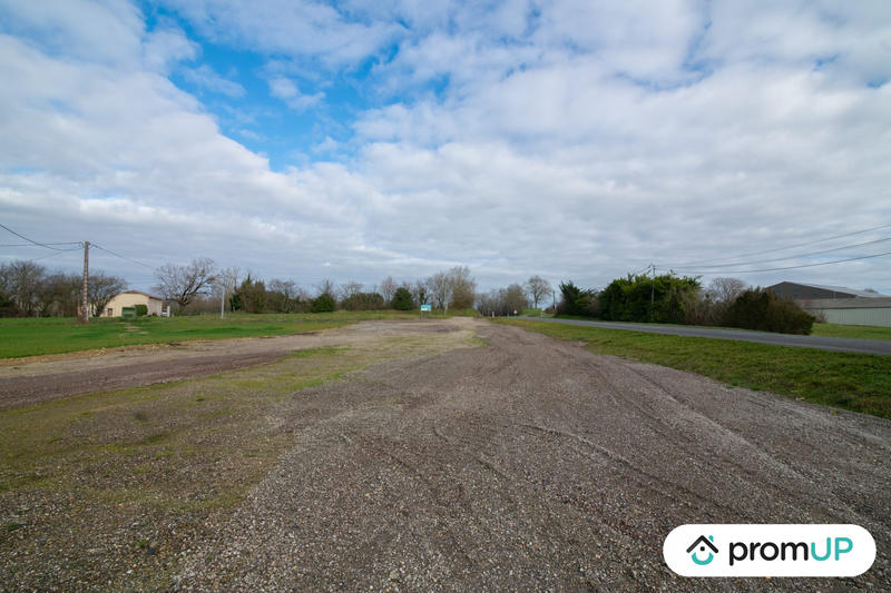 Terrain - 10 000 m²