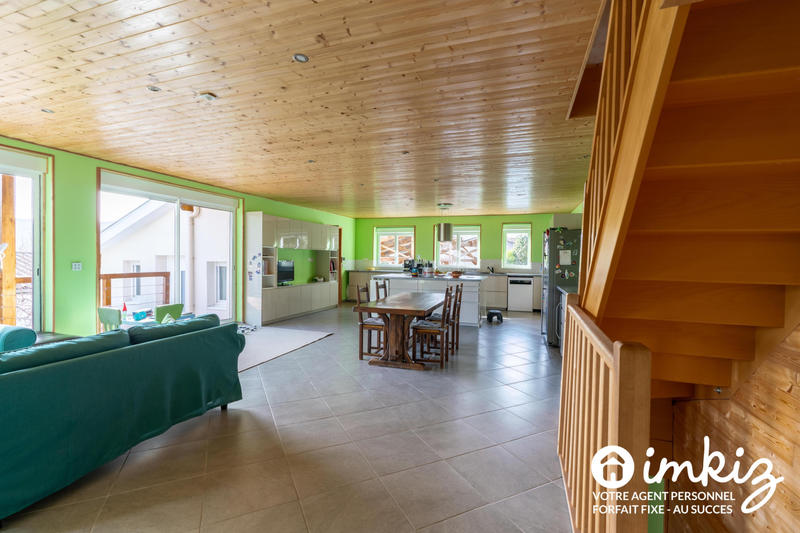 Maison - 290 m² - 10 pièces