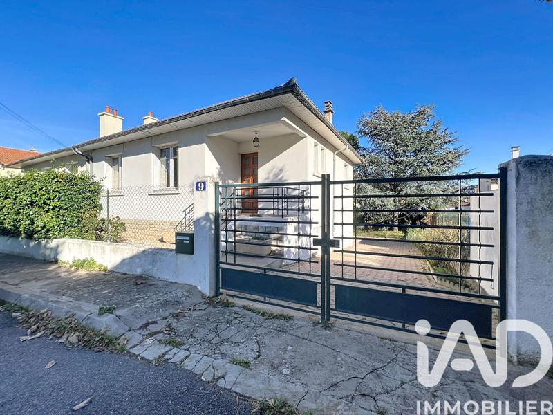 Maison - 94 m² - 5 pièces