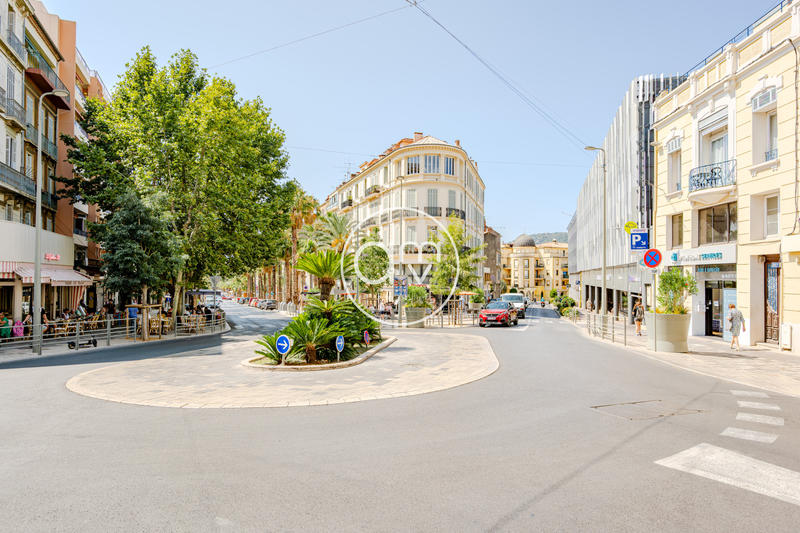 Appartement - 81 m² - 3 pièces