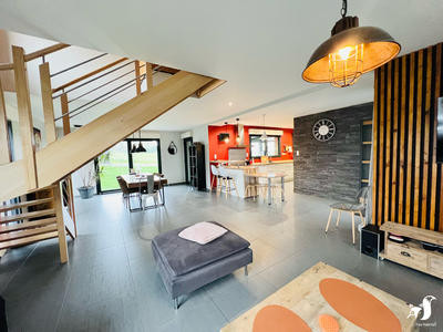 Maison - 146 m² - 5 pièces