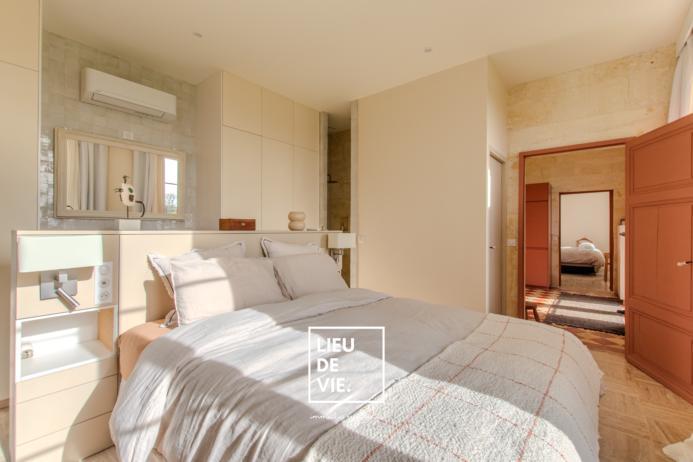 Maison ancienne - 320 m² - 10 pièces