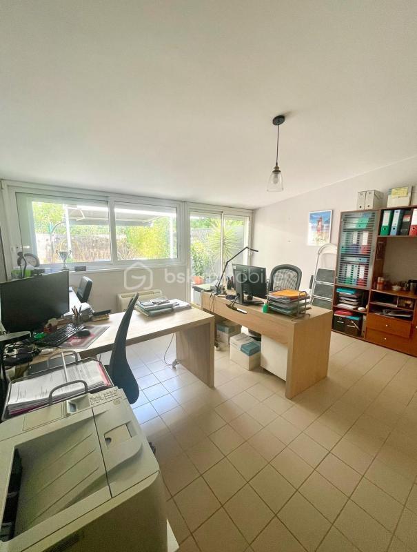 Demeure - 268 m² - 7 pièces