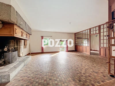 Maison - 200 m² - 7 pièces