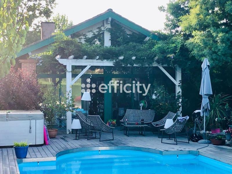 Maison - 190 m² - 6 pièces