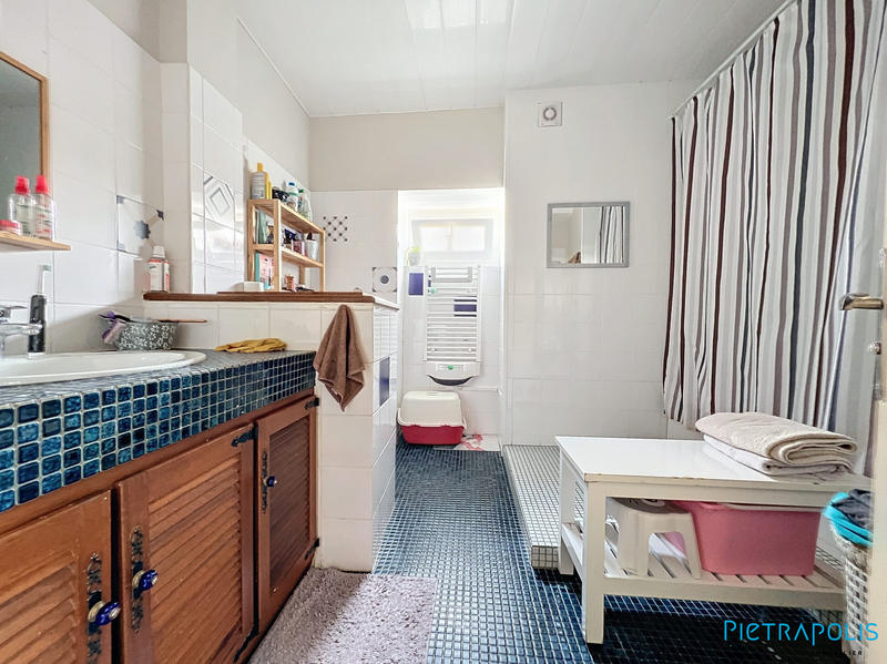 Appartement - 132 m² - 6 pièces