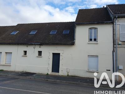 Maison - 102 m² - 4 pièces