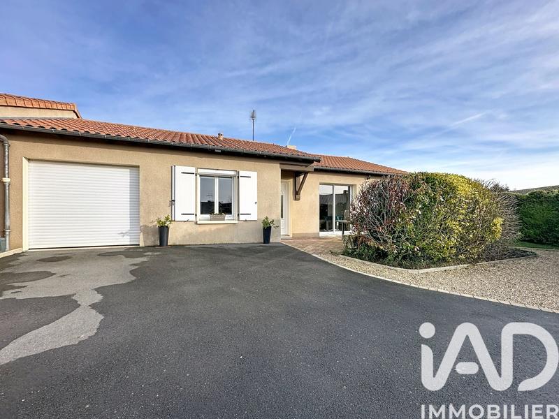 Maison - 88 m² - 4 pièces