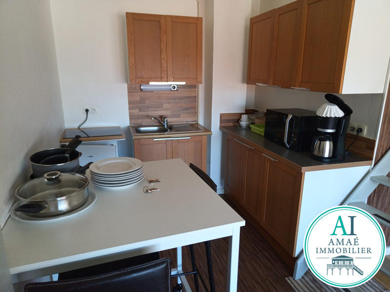 Maison - 339 m² - 30 pièces