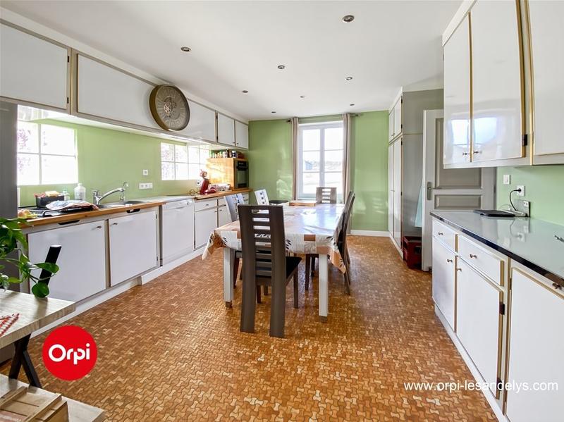 Maison - 160 m² - 6 pièces