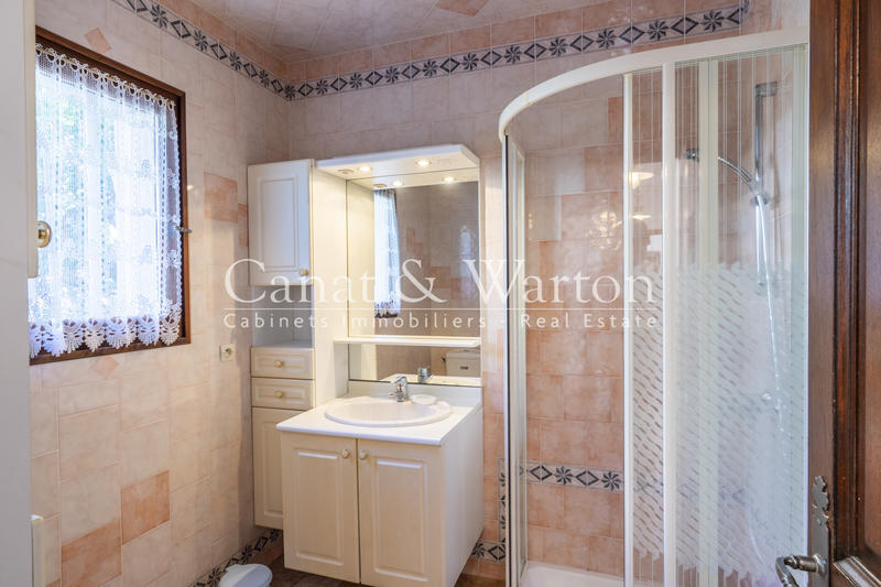 Villa - 150 m² - 8 pièces