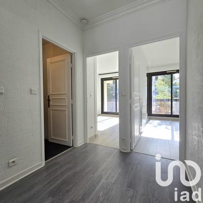 Appartement - 92 m² - 4 pièces