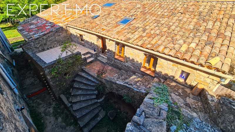 Maison - 160 m² - 9 pièces