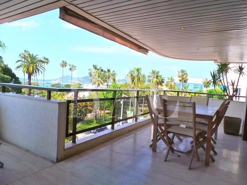 Appartement - 120 m² - 4 pièces