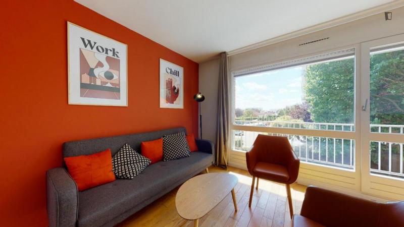 Chambre - 15 m² - 5 pièces