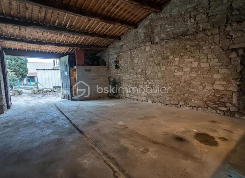 Maison - 150 m² - 1 pièce