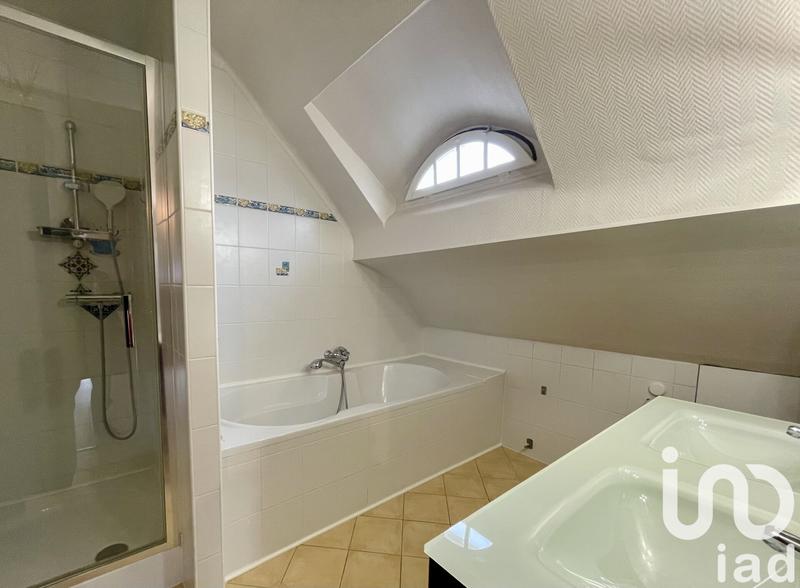 Appartement - 111 m² - 4 pièces