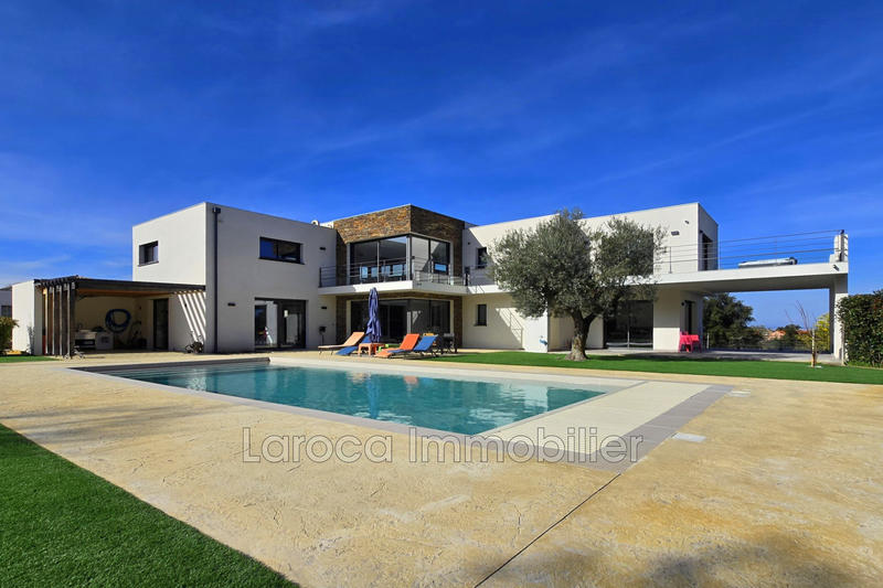 Villa - 280 m² - 5 pièces