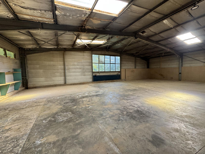 Local commercial - 310 m²