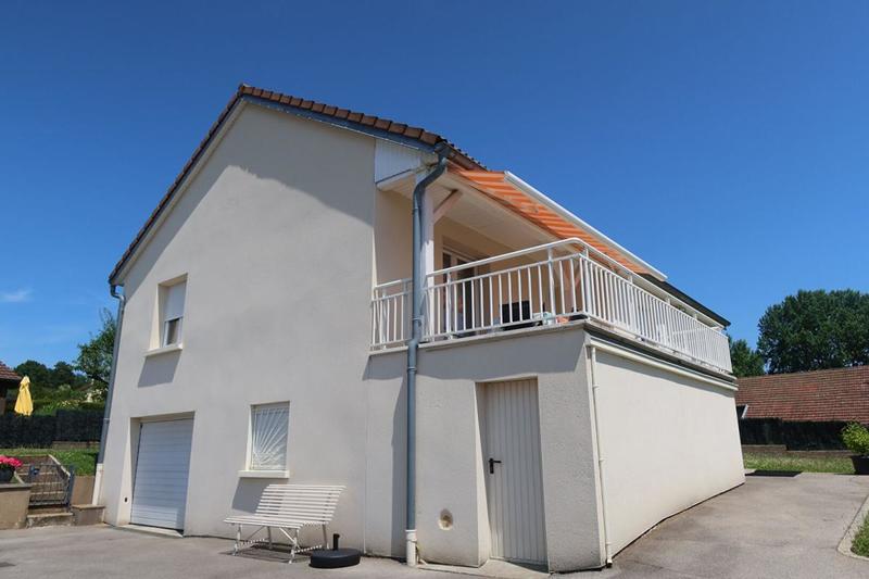 Maison traditionnelle - 121 m² - 6 pièces