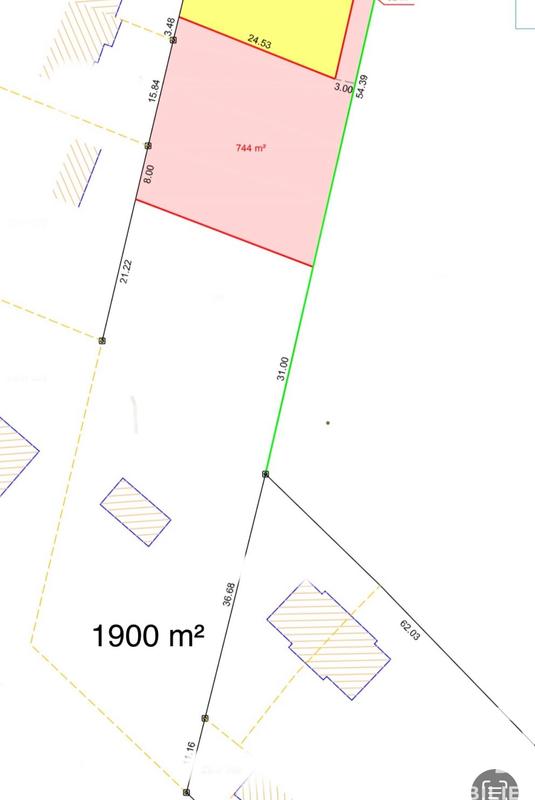 Terrain - 1 900 m²