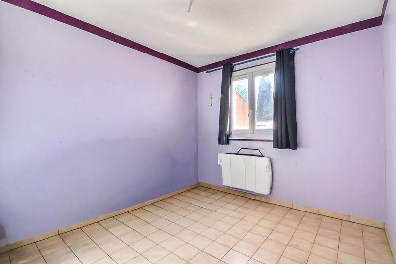 Villa - 90 m² - 4 pièces