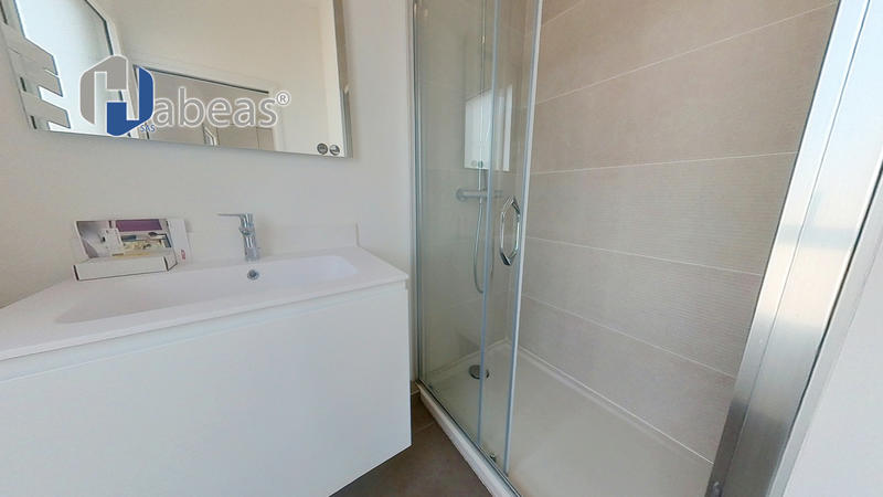 Appartement - 90 m² - 4 pièces