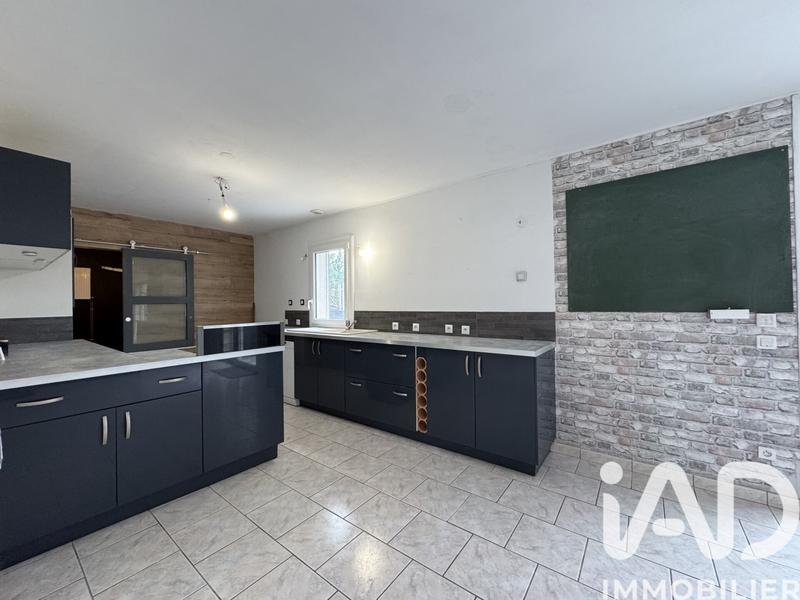 Maison - 197 m² - 9 pièces