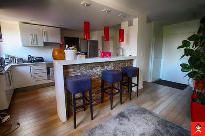 Appartement ancien - 65 m² - 2 pièces