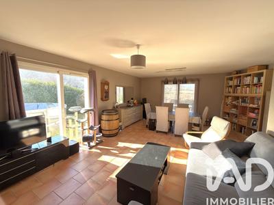 Maison - 104 m² - 4 pièces