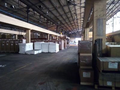 Entrepôt - 4 840 m²