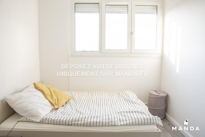 Chambre - 9 m² - 4 pièces