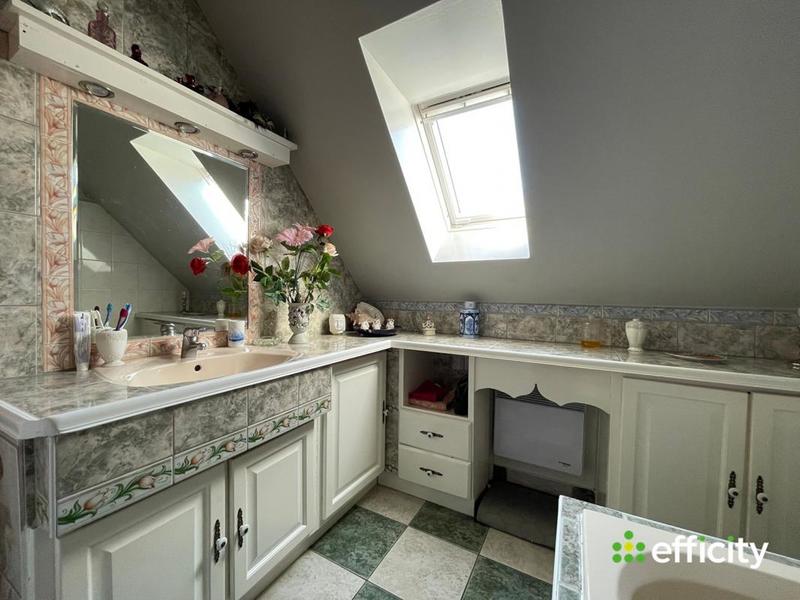 Maison - 139 m² - 6 pièces