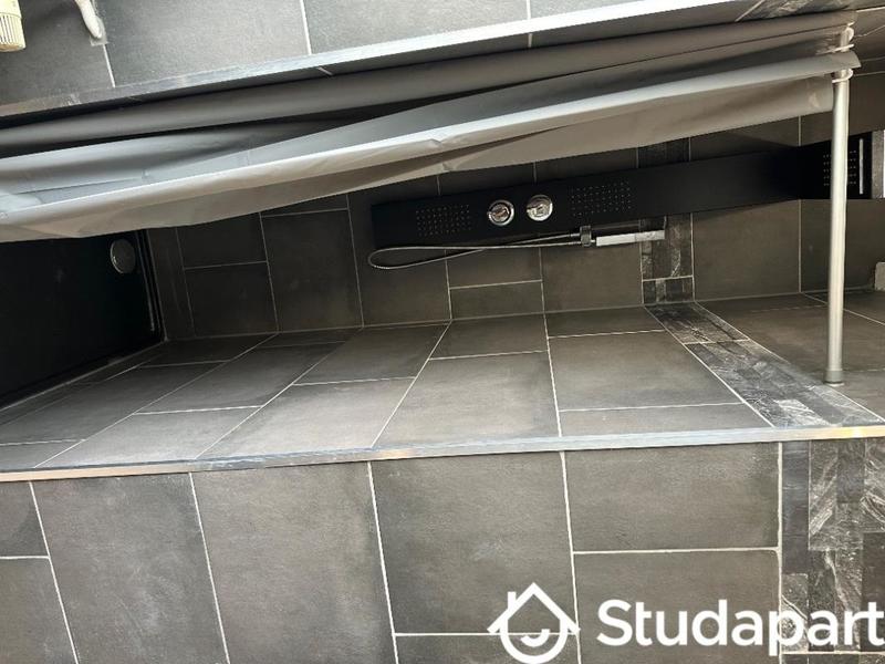 Chambre - 12 m² - 1 pièce