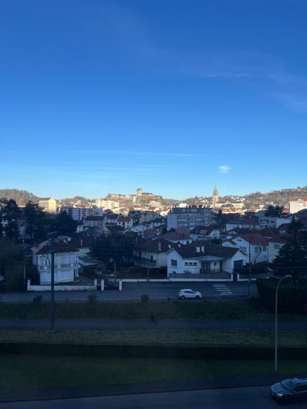 Appartement - 83 m² - 5 pièces