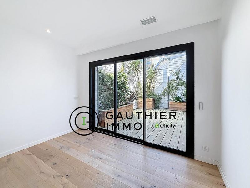 Loft - 180 m² - 5 pièces