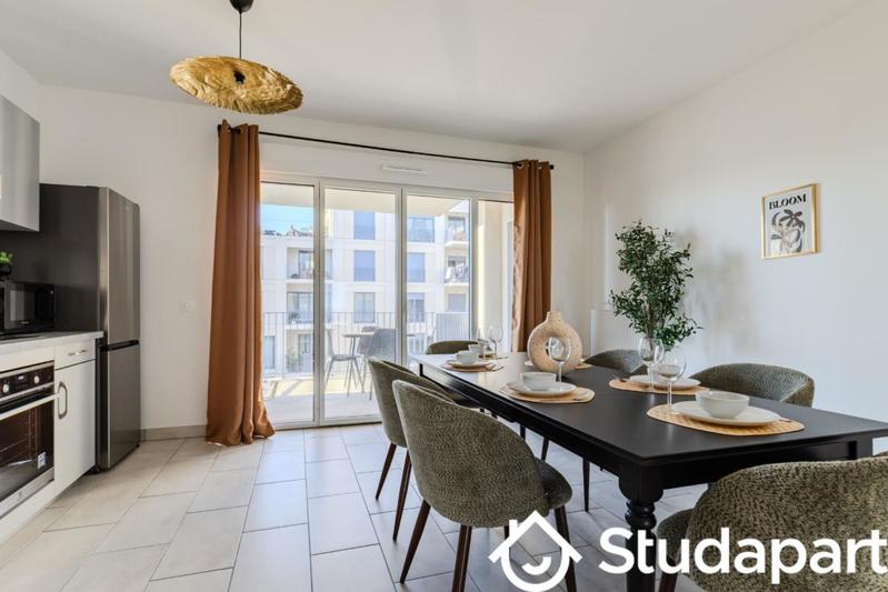 Chambre - 12 m² - 1 pièce